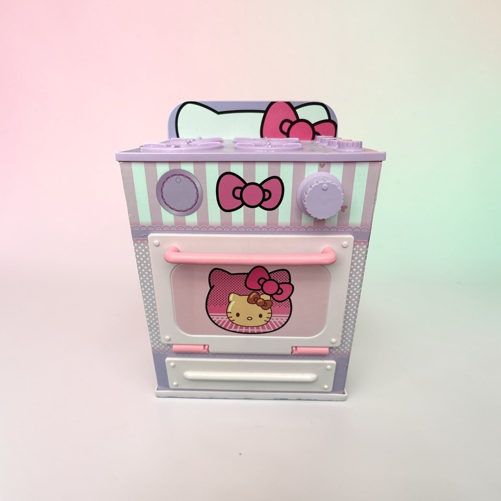 Cookeez Makery Hello Kitty and Friends Oven Playset Purple Pink Sanrio MV31924